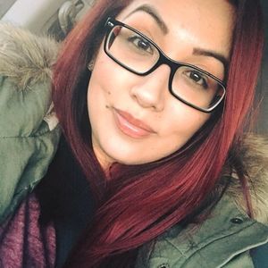 Meet your Posher, Esther